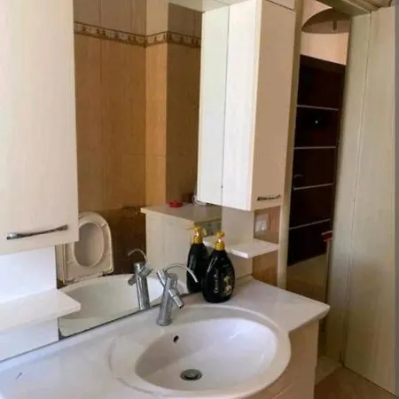 Sea View Beach Apartment *