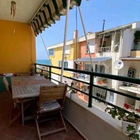 Sea View Beach Apartment Golem (Tirana)